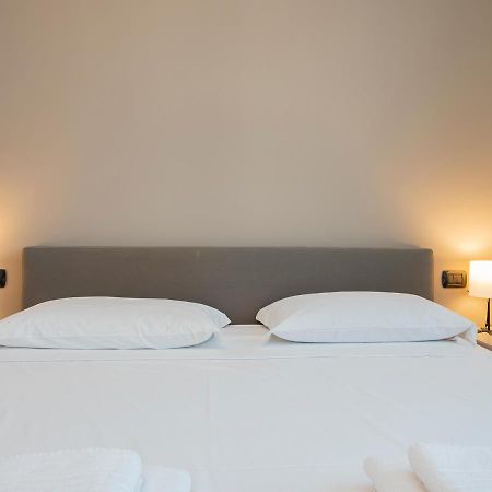 Youhosty - Murat 85 Apartment Milan Bagian luar foto