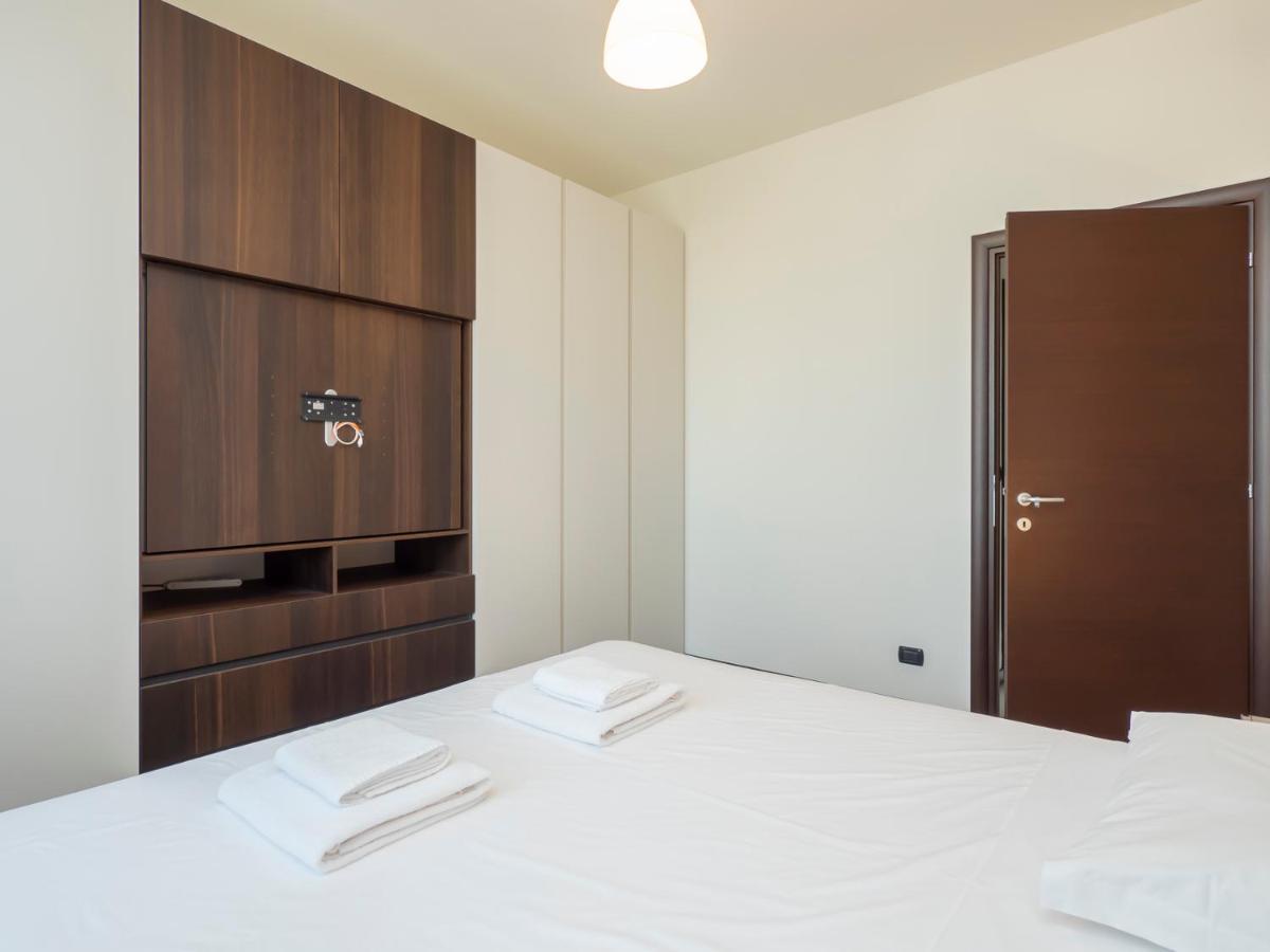 Youhosty - Murat 85 Apartment Milan Bagian luar foto