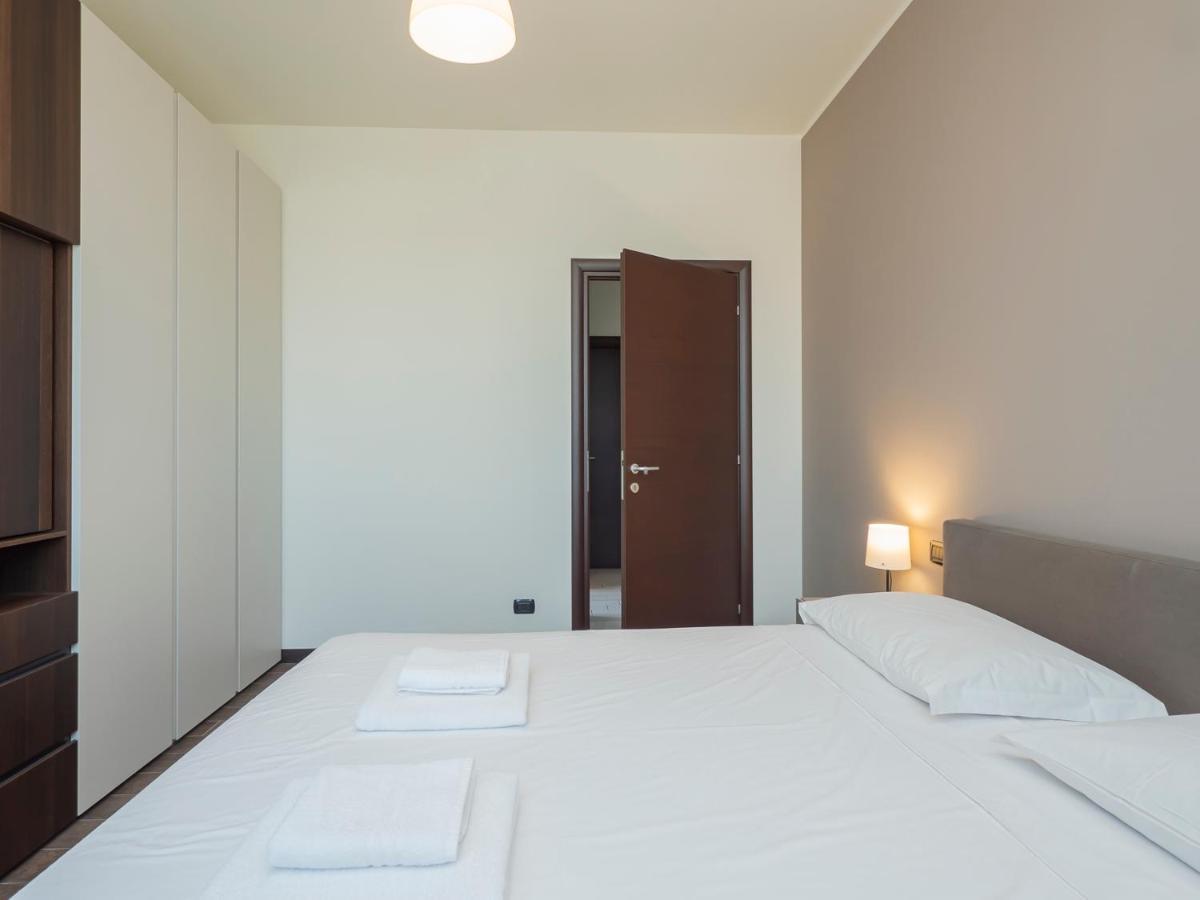 Youhosty - Murat 85 Apartment Milan Bagian luar foto